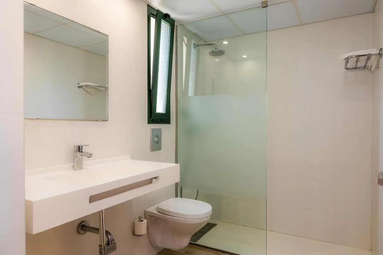 Holiday home Apto Con Terraza 302 Cala Millor